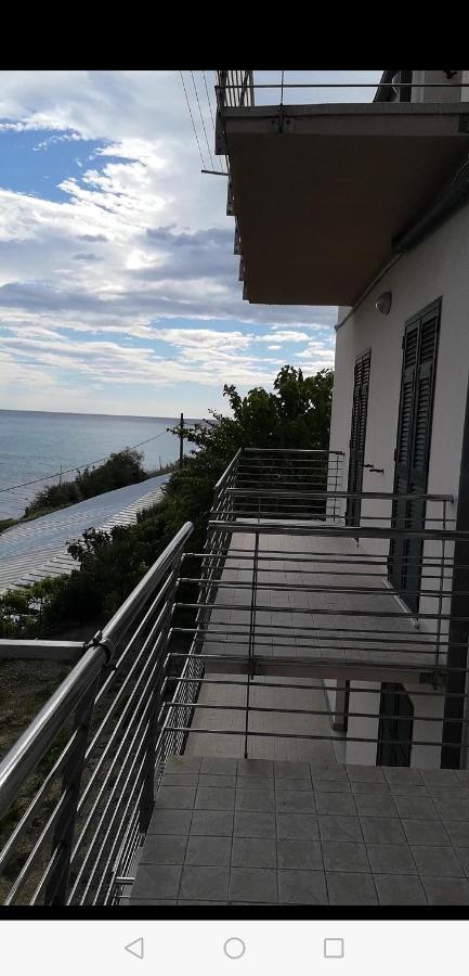 Da Rino Apartamento Cipressa Exterior foto